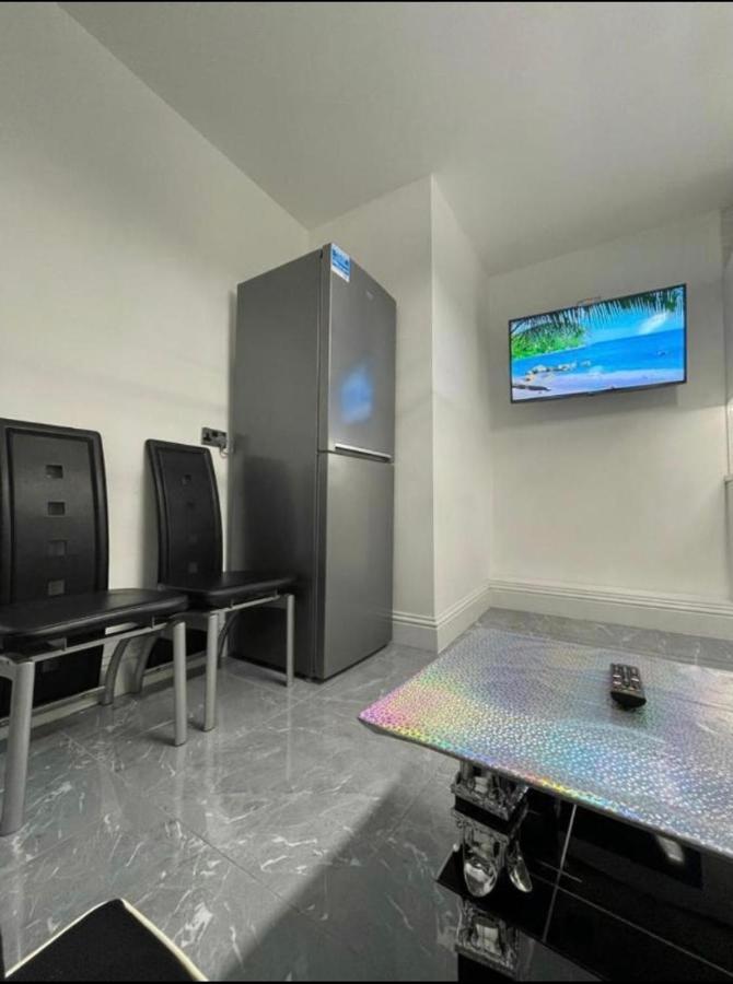 Entire 5 Star Luxury Whalley House Wifi Tv Luxury Burnley Bagian luar foto