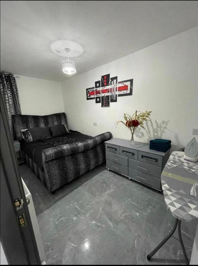 Entire 5 Star Luxury Whalley House Wifi Tv Luxury Burnley Bagian luar foto