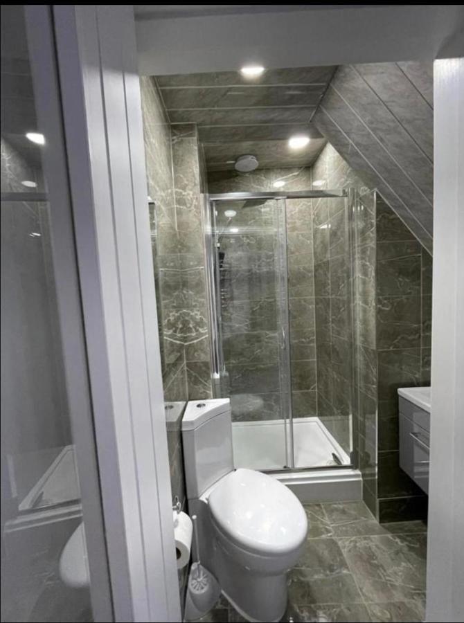 Entire 5 Star Luxury Whalley House Wifi Tv Luxury Burnley Bagian luar foto