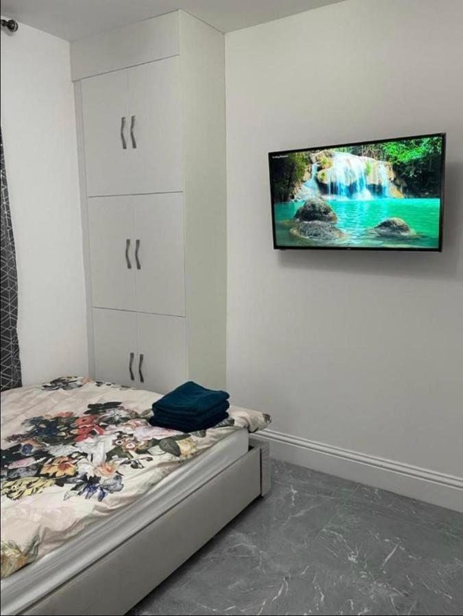 Entire 5 Star Luxury Whalley House Wifi Tv Luxury Burnley Bagian luar foto